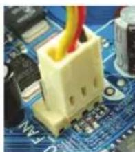 GIGABYTE GAB85MD2V - Installieren des CPU-Kühlers - 2