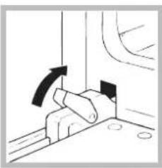 HOTPOINT-ARISTON FT 95VC.1 (AN) HA S - Cleaning the oven door - 2
