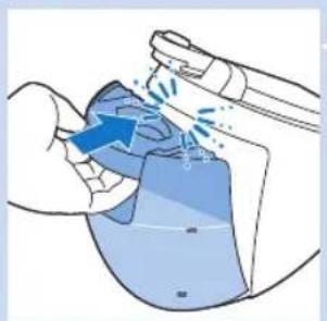 PHILIPS PerfectCare Silence GC9520 - Het uitneembare waterreservoir vullen - 2