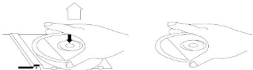 ROADSTAR RCR4650USMPR - MANIPOLAZIONE DEI COMPACT DISCS - 1