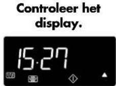 Controleer het display. 15:27