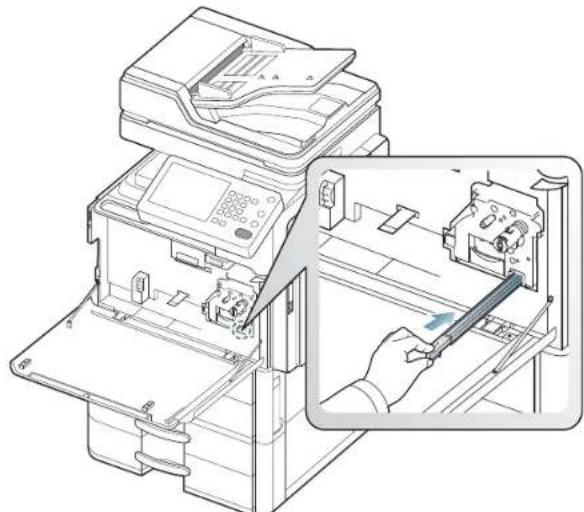 SAMSUNG SCX8030ND - Nettoyage du bâtonnet pour la poussière de papier et du chargeur de l'unité d'imagerie - 5