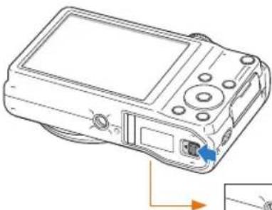 SAMSUNG WB690 - Insertion de la batterie et de la carte mémoire - 1