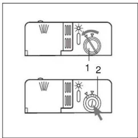 TEKA DW6 42 FI - Einfüllen des Klarspulers - 1