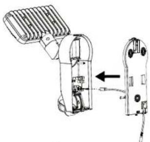 BRENNENSTUHL SOL SH0805 P2 - A NAPELEMES LÁMPA ELSŐ FELTÖLTÉSE - 5