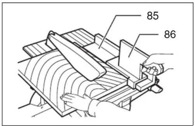 MAKITA LH1040F - GB Table Top Miter Saw Instruction Manual - 52