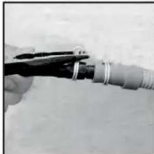 HOOVER DYH 9913 NA1X - Installes le Kit Suivant les Instructions: - 4