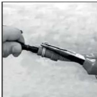 HOOVER DYH 9913 NA1X - Installes le Kit Suivant les Instructions: - 3
