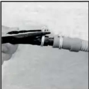 HOOVER DYH 9913 NA1X - Hortumu Aşağidaki Şekilde Monte Edin: - 4