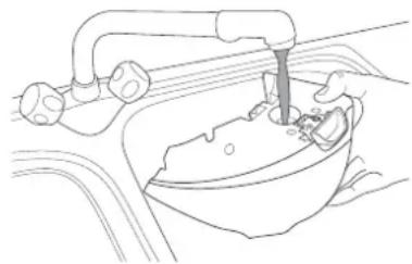 HOOVER SRD 41102 - Hoofdstuk 2.2 - Het waterreservoir vullen - 2