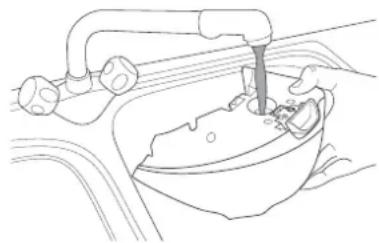 HOOVER SRD 41102 - Chapter 2.2 - Filling the Water Tank - 2