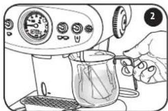 ILLY Francis Francis X1 - MAKING FROTHED MILK - 2