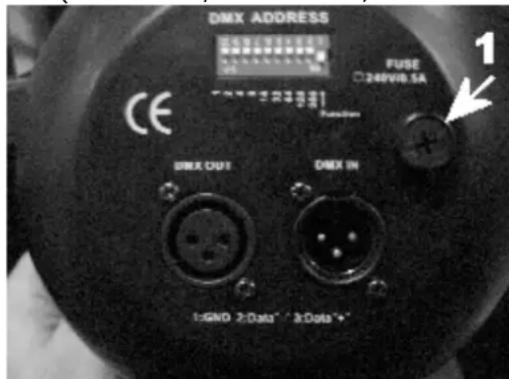 HQ Power PAR64 - c) Montaje del aparato - 1