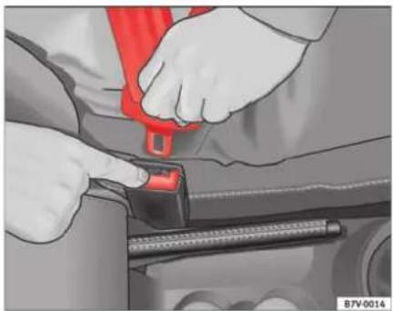 SEAT Alhambra (2007) - Retrait des ceintures de sécurité (avec un boîtier de verrouillage) - 1