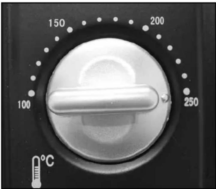 TRISA Forno Classico 7315 42 45 - Vor dem Erstgebrauch das Gerät von Produktionsrückstellenden reinigen: - 4