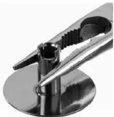 UNOLD G 200 Gastro - IF ATTACHMENTS DO NOT HOLD TIGHT ON THE SHAFT? - 1