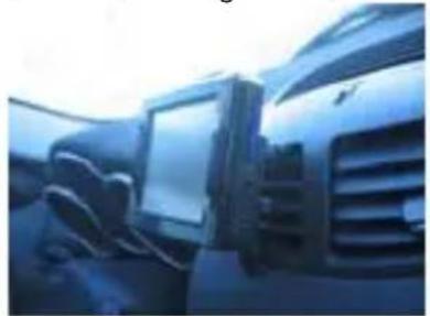 TELE System TS8500PND - Uso en el Coche - Instalación del nuevo Air Mount Support - 7