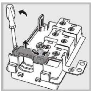 HOTPOINT-ARISTON FD 83.1 (MR) HA - Fitting the power supply cable - 2