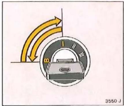 OPEL Calibra (1991) - Verrouillage des portes de l'intérieur : appuyer sur le bouton de sûreté - 9