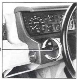 RENAULT 5 (1989) - Feux arrière de brouillard - 2
