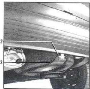 RENAULT 5 (1989) - Guide de vis de roue 4 - 2