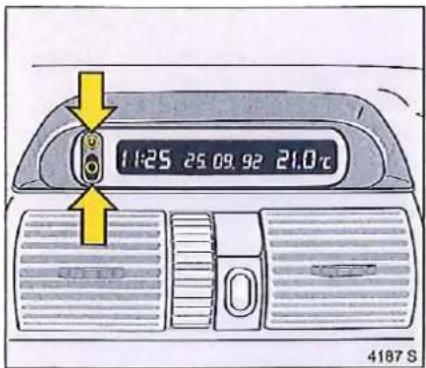 OPEL Tigra (1995) - Triple affichage d'informations - 1