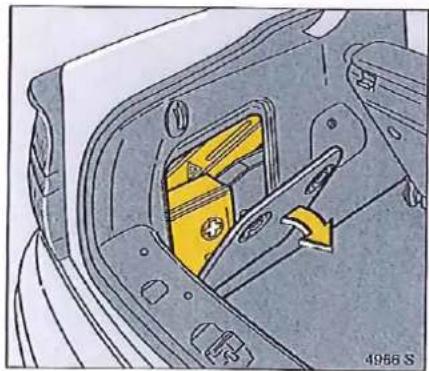 OPEL Tigra (1995) - Remorquage d'un autre véhicule - 3