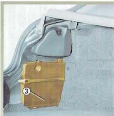 RENAULT Megane (1999) - Pour fermer - 1