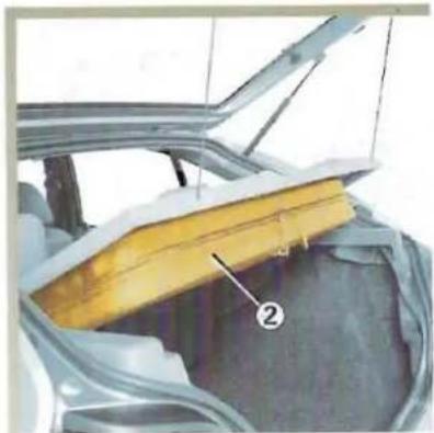 RENAULT Megane (1999) - Pour fermer - 3