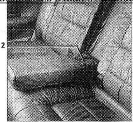 RENAULT Safrane (1991) - Vide-poches cote passager - 2