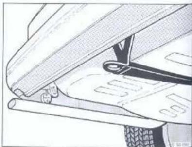 SAAB 900 M (1987) - Remorquage - 2