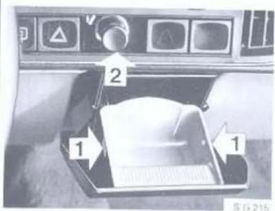 SAAB 900 M (1987) - Cendriers - 1