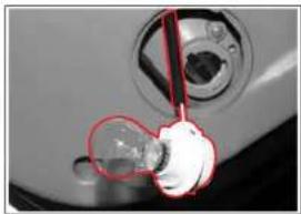 SSANGYONG Rodius (2005) - FEU ANTIBROULLARD ARRIERE*, FEU DE RECUR, LAMPE DE PLAQUE MINERALOGIQUE - 5