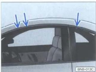 VOLKSWAGEN New Beetle (1999) - Attention - 1