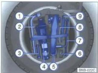 VOLKSWAGEN New Beetle (1999) - Attention - 1
