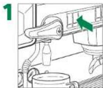 RANCILIO Classe 9 - Preparing coffee - 5