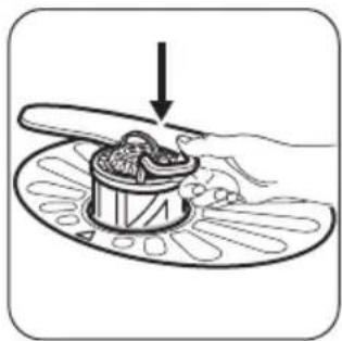 ZANUSSI ZDT12011FA - Cleaning the filters - 7