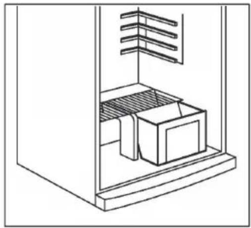 ZANUSSI ZRT44200XA - Troisième étape: Enlever le couvercle des bacs à légumes - 1