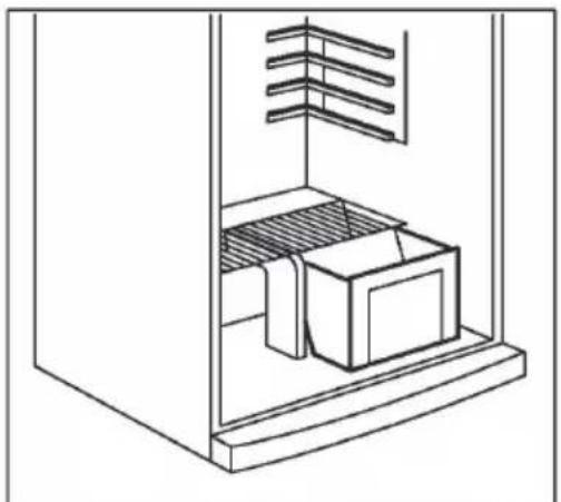 ZANUSSI ZRT44200XA - Terceiro Passo: Retirar a Protecção das Gavetas - 1