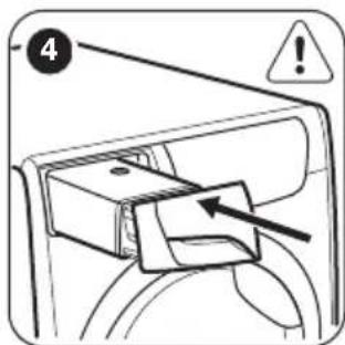 ZANUSSI ZDP7202PZ - Leeren des Wasserbehalters - 4