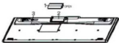 ModeCom MC7000 - Inserting batteries in keyboard - 1