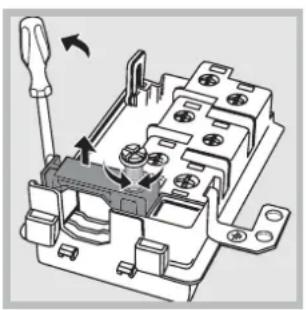 HOTPOINT-ARISTON FZ 61.1 IXHA - Montage du câble d'alimentation - 2