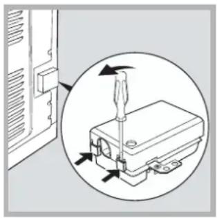 HOTPOINT-ARISTON F 532 C.1 IX HA - Montagem do cabo de fornecimento - 1