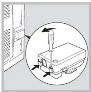 HOTPOINT-ARISTON FZ 1032GP.1 IX F HA - Montage du câble d'alimentation - 1