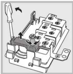 HOTPOINT-ARISTON FZ 62 GP.1 IX Y HA - Montaggio del cavo di alimentazione - 2