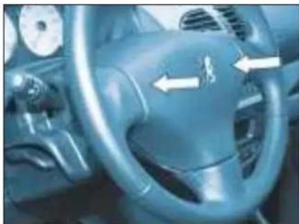 PEUGEOT 206 CC (2001) - Votre 206 CC dans le détail - 1