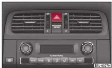 SKODA Fabia (2010) - Contacteur des feuels de détresse - 1