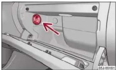 SKODA Fabia (2010) - Refroidissement du vide-poches cote passager avant\* - 1