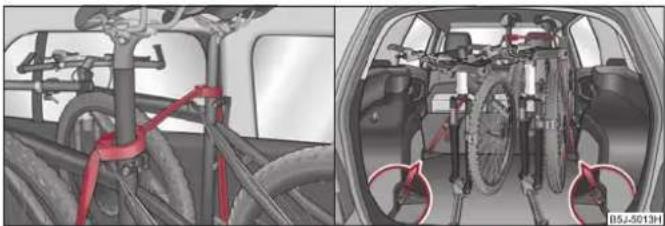 SKODA Fabia (2010) - Assurer la stabilité des bicyclettes avec une sangle - 1