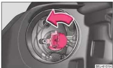 SKODA Fabia (2010) - Feux de route (phares-projecteurs halogène) - 1